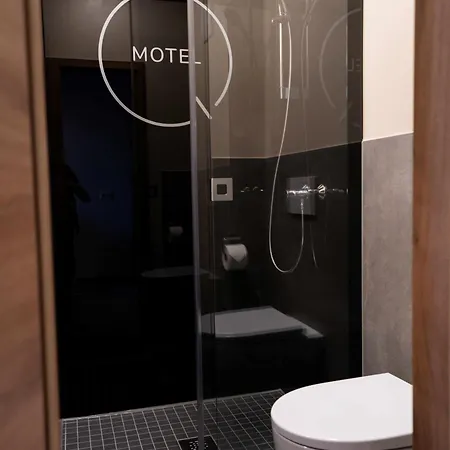 Q 호텔 예스테텐